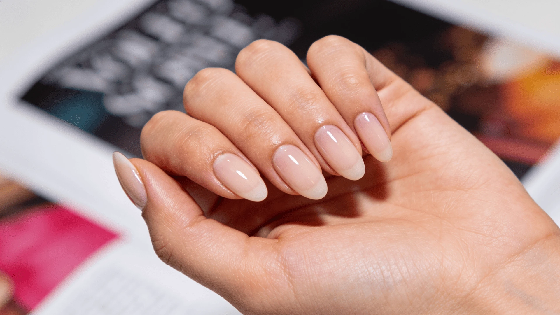 Unhas Encapsuladas Simples